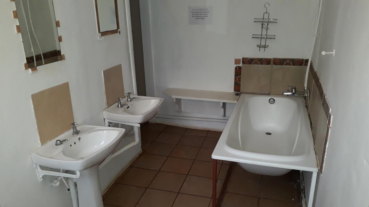 Hotel Paljas Backpackers à Potchefstroom Extérieur photo