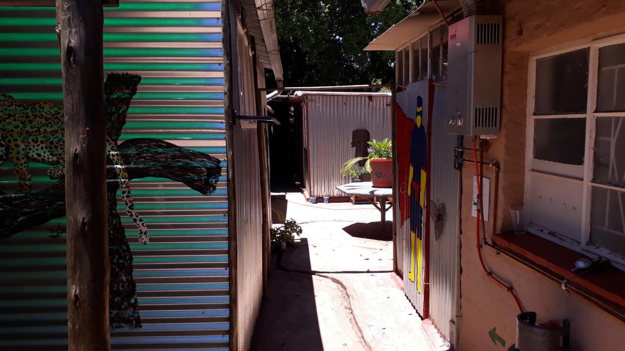 Hotel Paljas Backpackers à Potchefstroom Extérieur photo