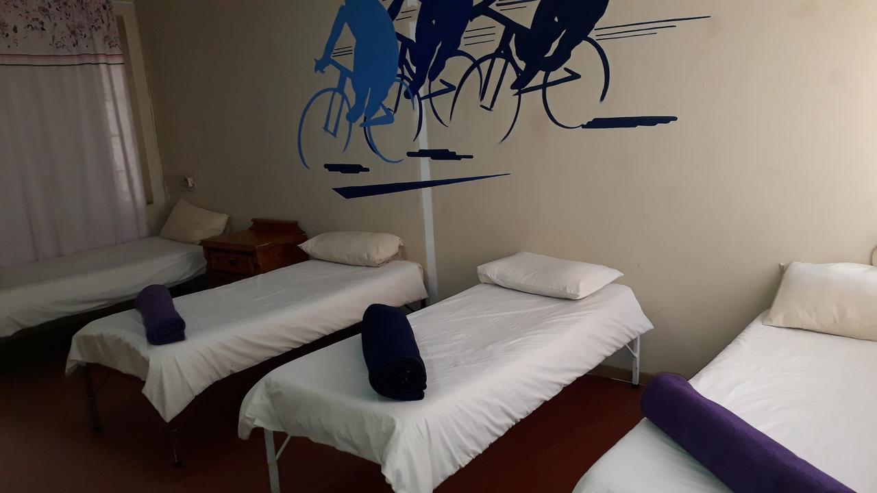 Hotel Paljas Backpackers à Potchefstroom Extérieur photo