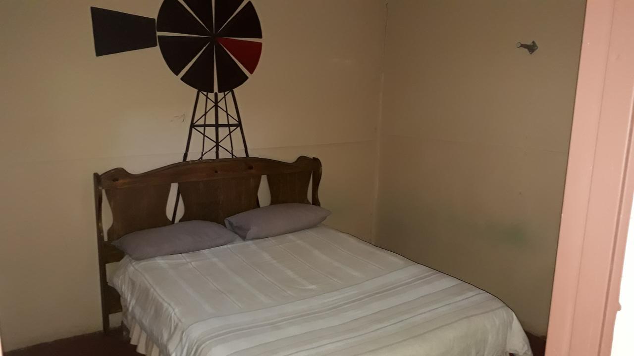 Hotel Paljas Backpackers à Potchefstroom Extérieur photo